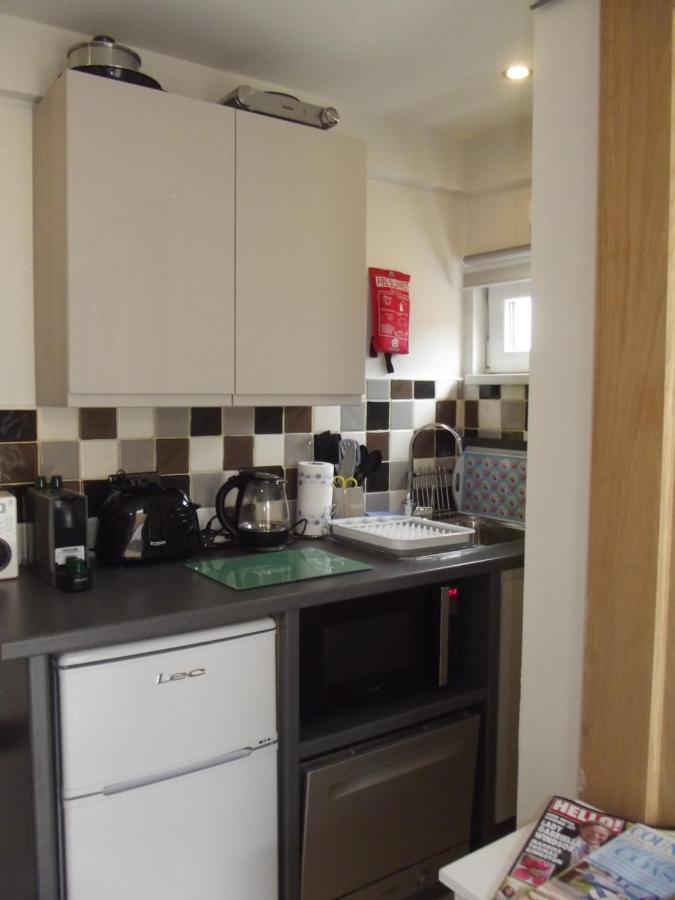 Auntie Bett'S - Cosy Double Ensuite Room With Mini Kitchen 金斯布里奇 外观 照片